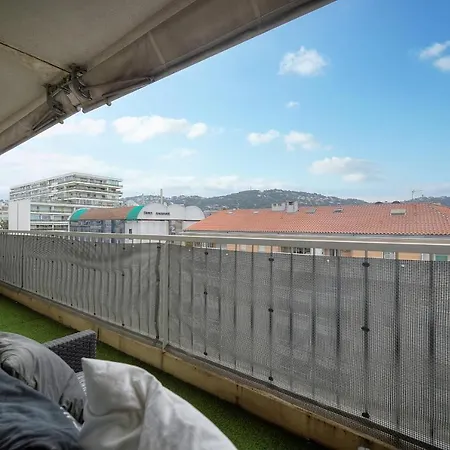 Immogroom -terrace - Air Conditioner - Wifi - 15 Min From The Palais