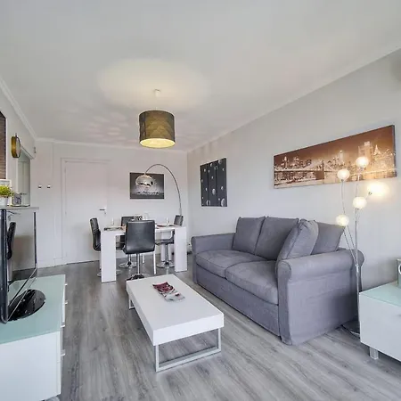 Immogroom -terrace - Air Conditioner - Wifi - 15 Min From The Palais * Cannes